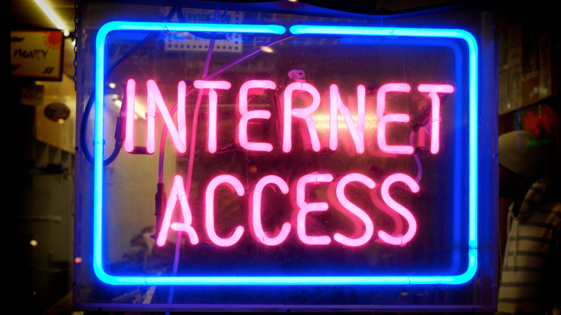 Para o Instituto Econacional, garantir acesso à internet é garantir inclusão educacional e cidadania.