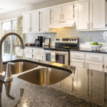 Granitos unem resistência, estética e excelente custo-benefício para projetos que exigem performance e estilo, afirma Diohn do Prado.